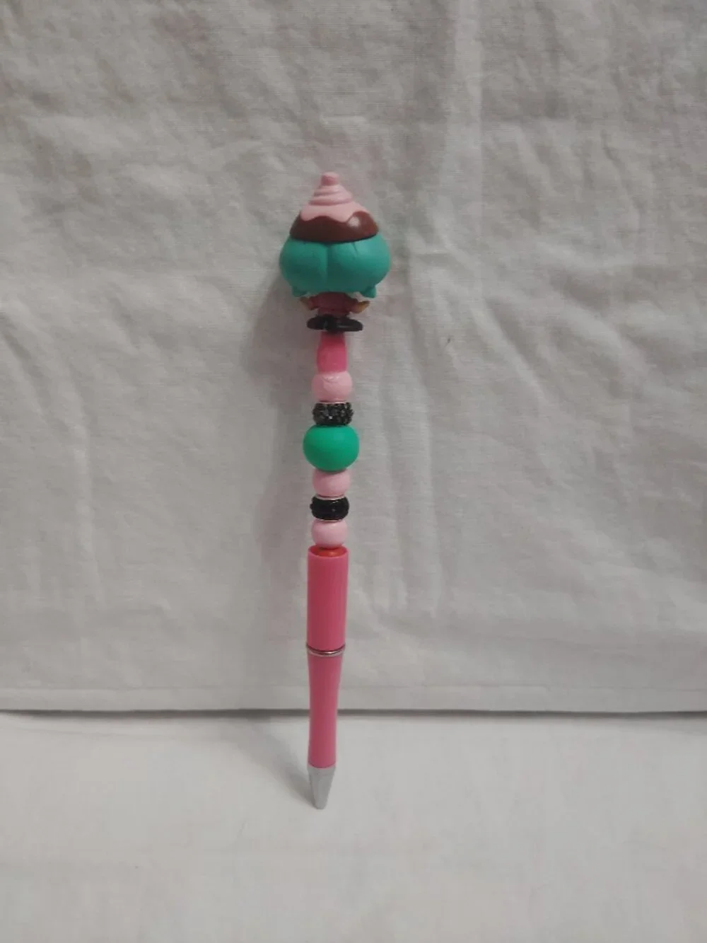 Disney Doorable- Candlehead- Handmade Beaded Pen
